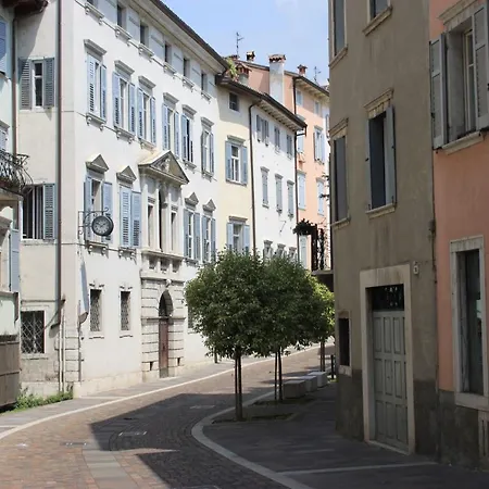 Color Bed & Breakfast Rovereto (Trentino Alto Adige)